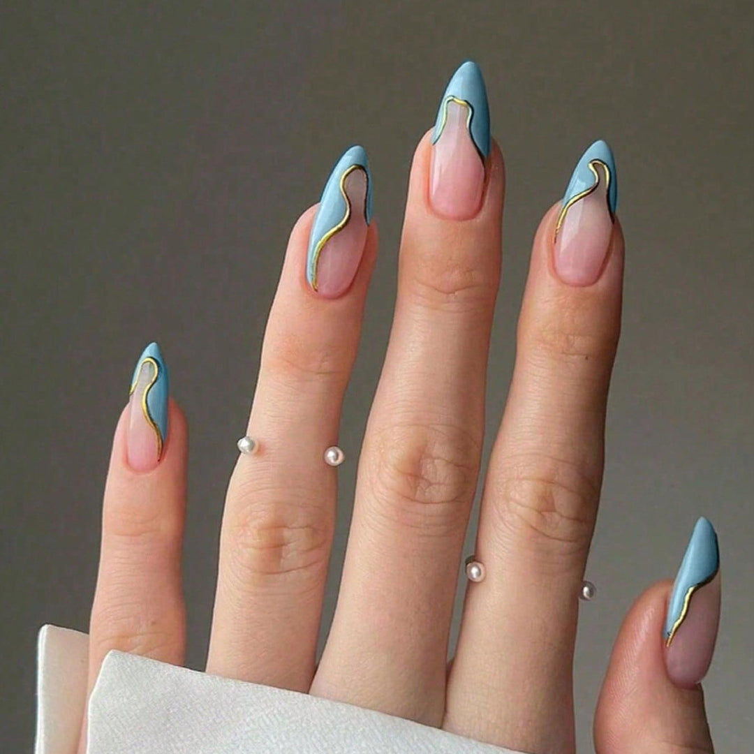 Elegant artificial nail tips with stylish design Bowlift