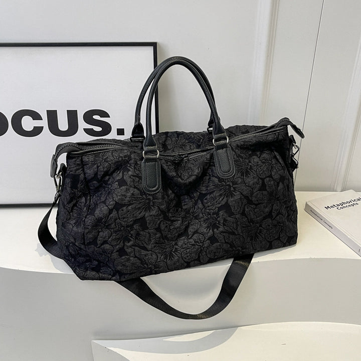 Stylish and Spacious Tote Bag Bowlift