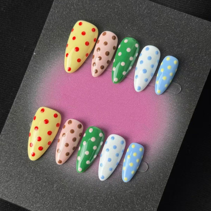 Nail art Bowlift