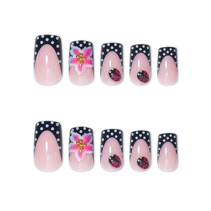 Floral-Patterned Nail Art Extensions Bowlift