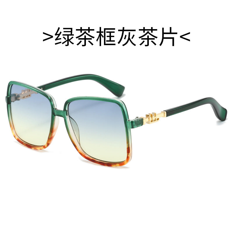 Women's Fashion Sunglasses with Unique Gradient Bowlift