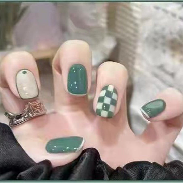 Glossy Gel Nail Extensions Bowlift