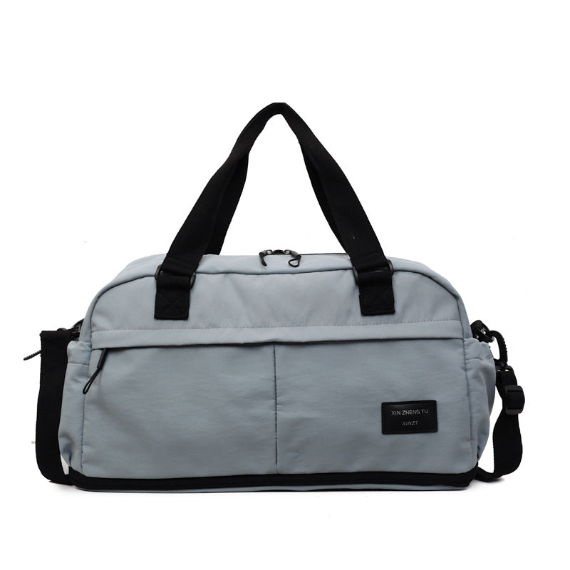Sporty travel bag with innovative compartments Bowlift
