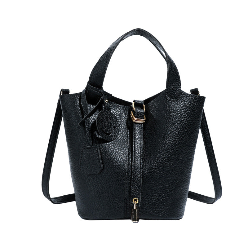 Chic Textured Shoulder Bag Bowlift