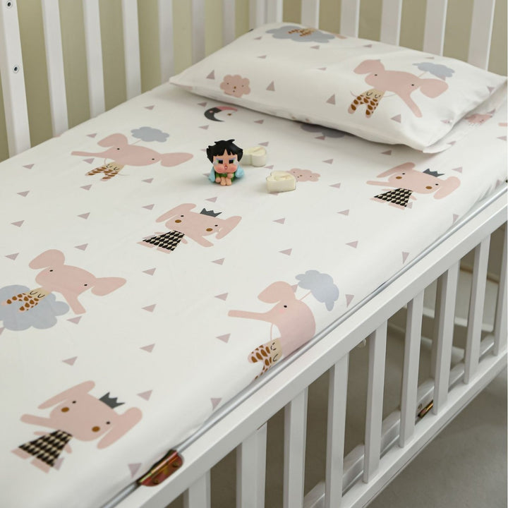 Printed Organic Cotton Fitted Crib Sheet & Pillowcase Set with Cute Elephant and Cloud Nursery Pattern