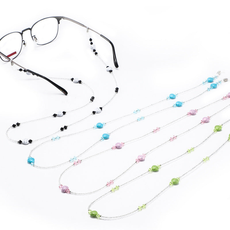 Elegant Beaded Eyewear Chain Bowlift