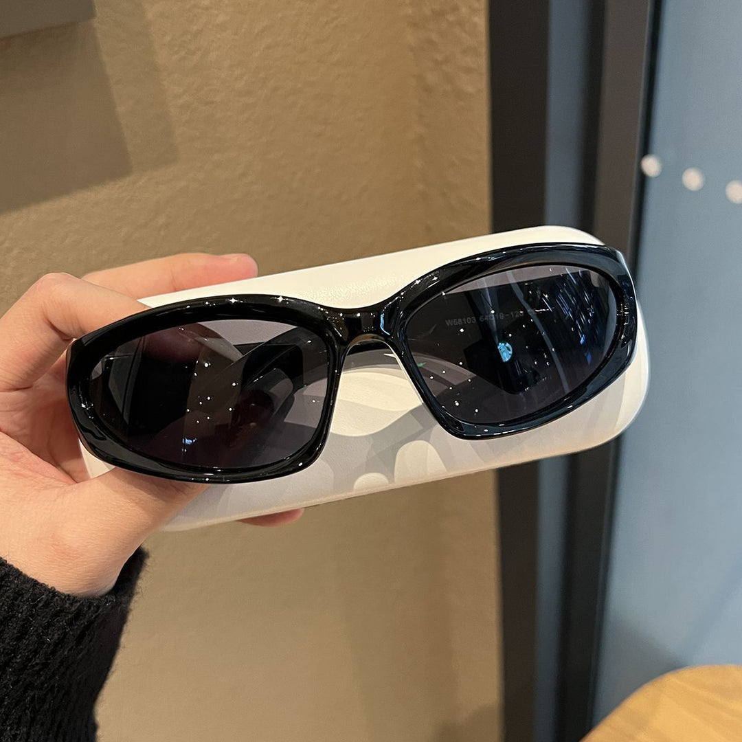 Sporty UV Protection Sunglasses Bowlift