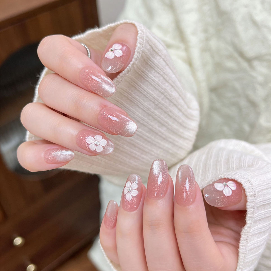 Artistic Ocean-Inspired Press-On Nail Design Bowlift