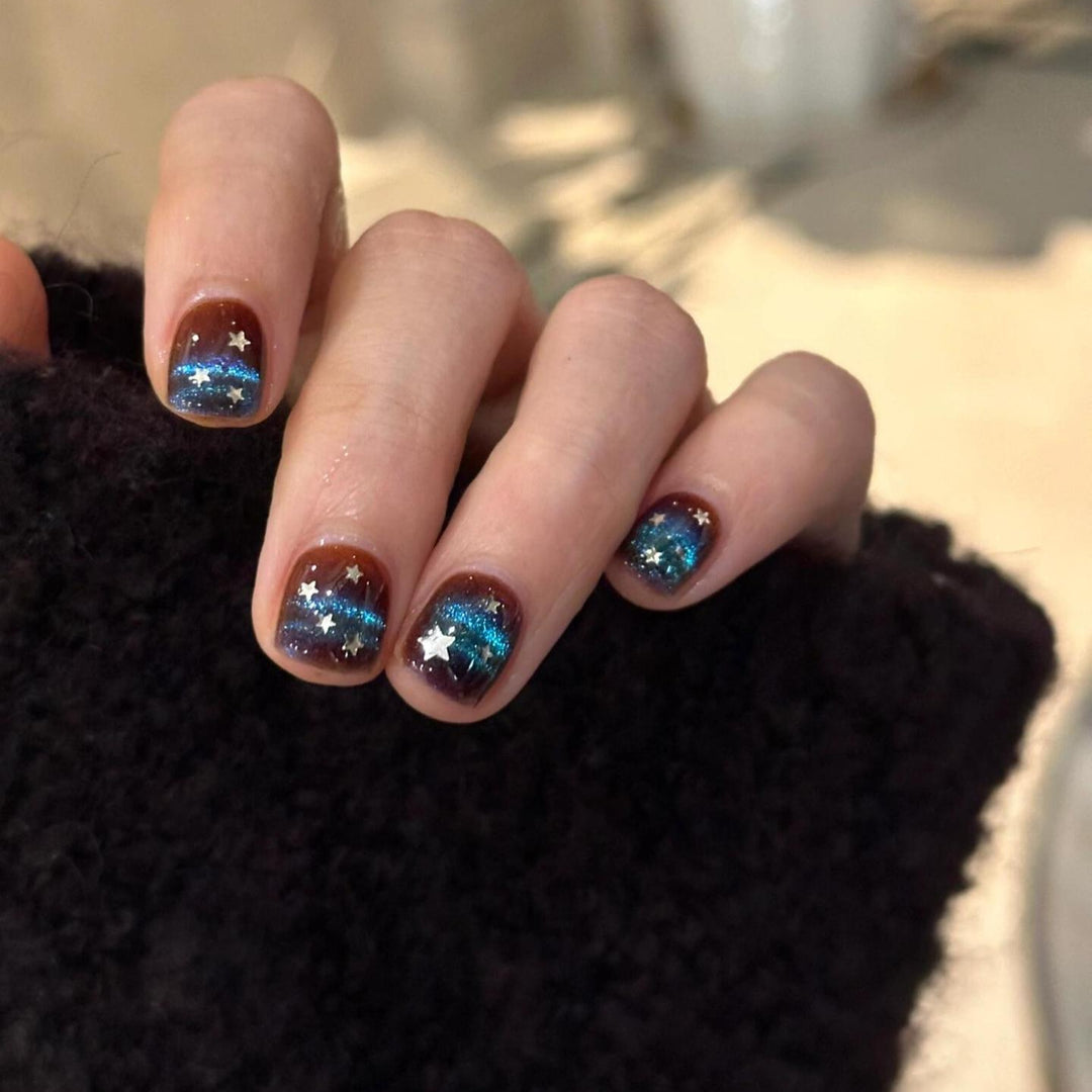 Glamorous Art Nails with Sparkling Star Design Bowlift