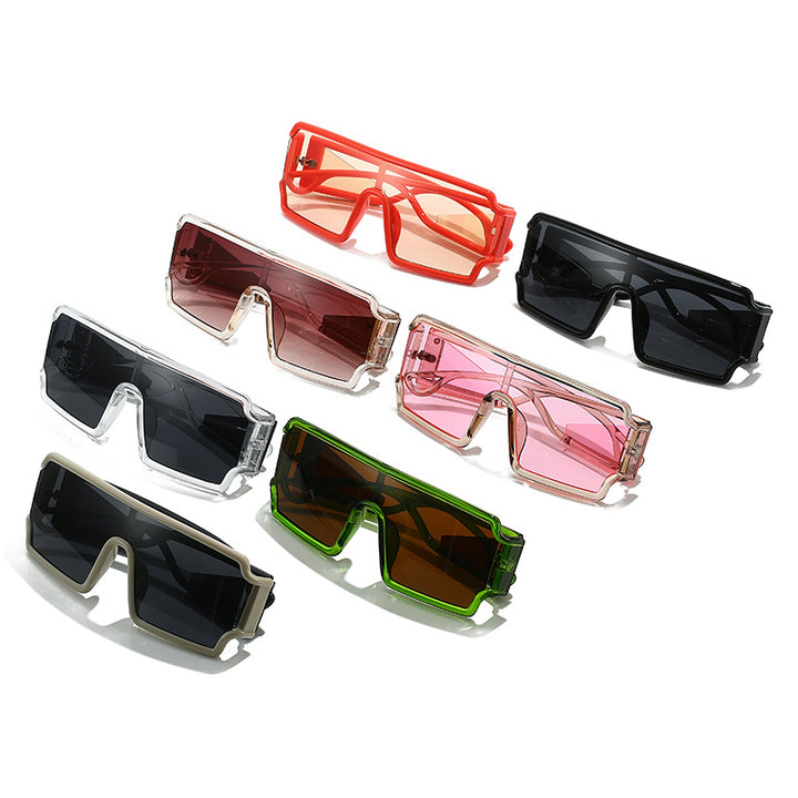 Ladies fashionable sport sunglasses with protective frame and trendy design Bowlift