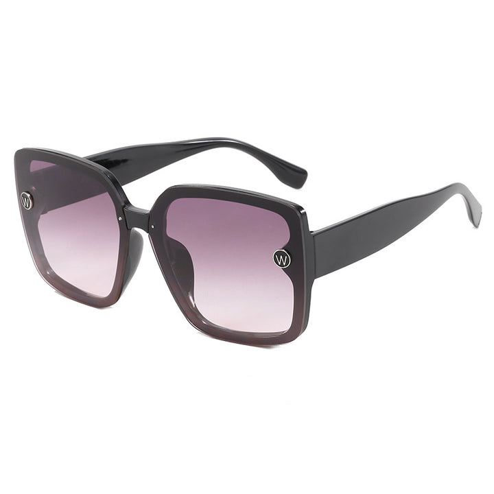 Women's fashionable square sunglasses with extravagant design Bowlift