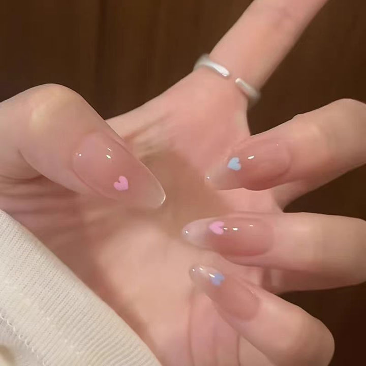 Stylish Heart-Accented Press-On Nail Set Bowlift