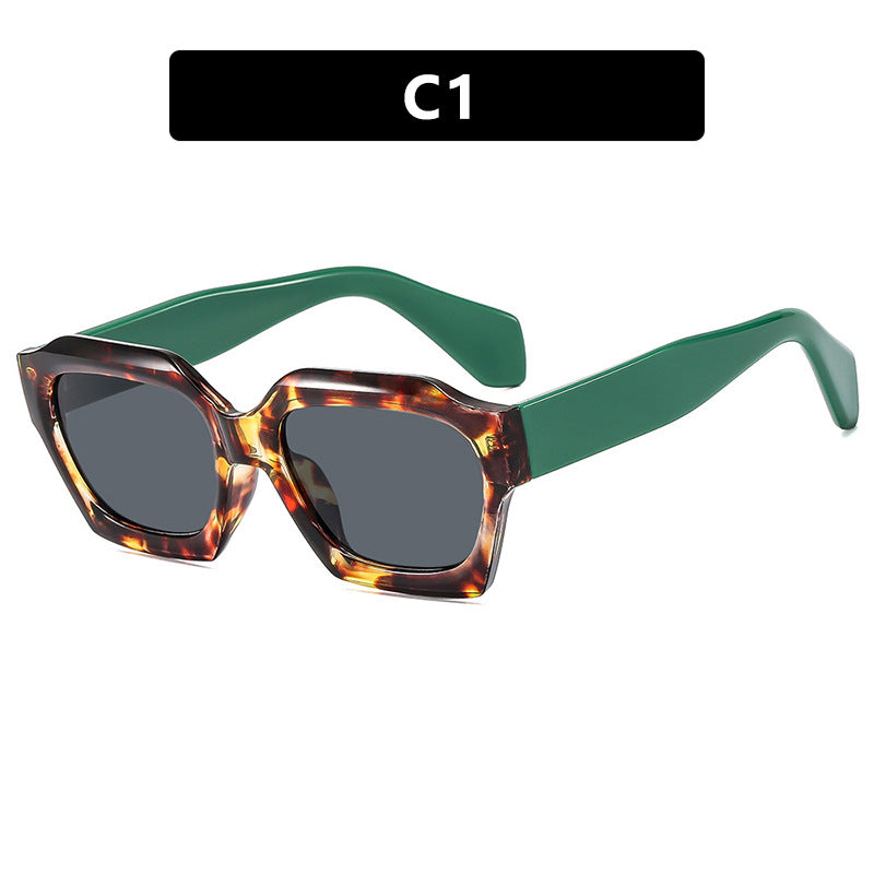 Women's fashionable sunglasses with distinctive geometric design and protective UV filter Bowlift