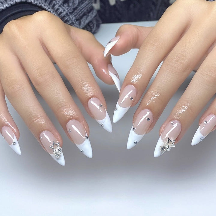 High-Gloss Stiletto Nail Art Bowlift