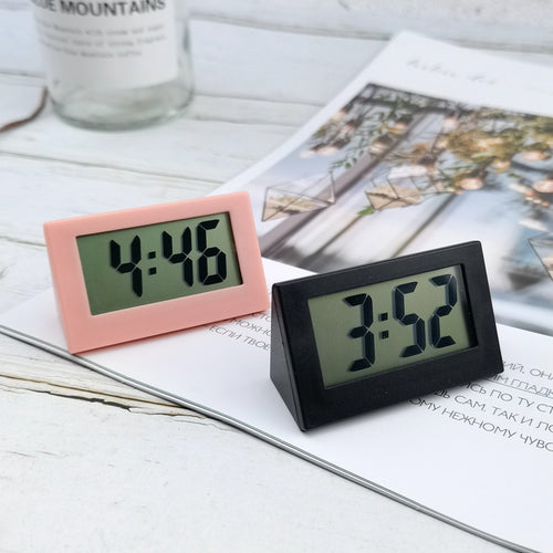 Digital desk alarm clock Bowlift
