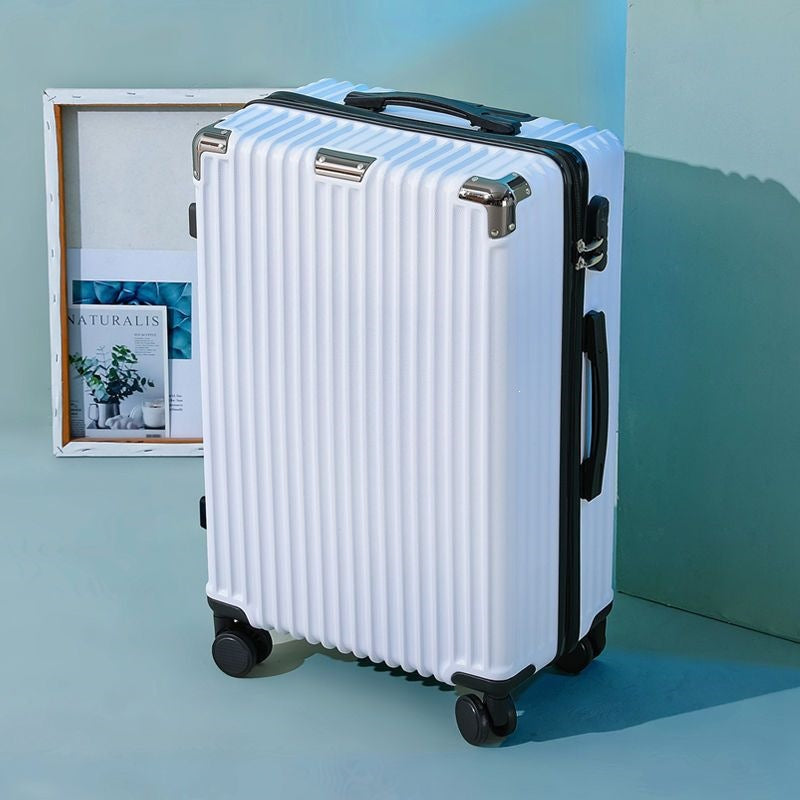 Hard Shell Travel Suitcase With Robust Rolling System Bowlift