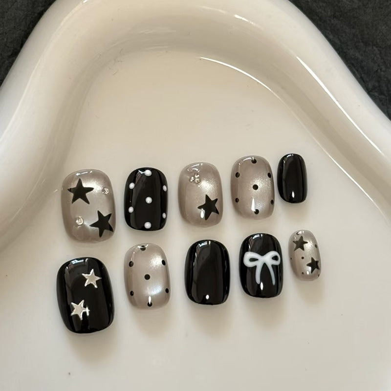 Glamorous Artificials Nails In Star Design Bowlift