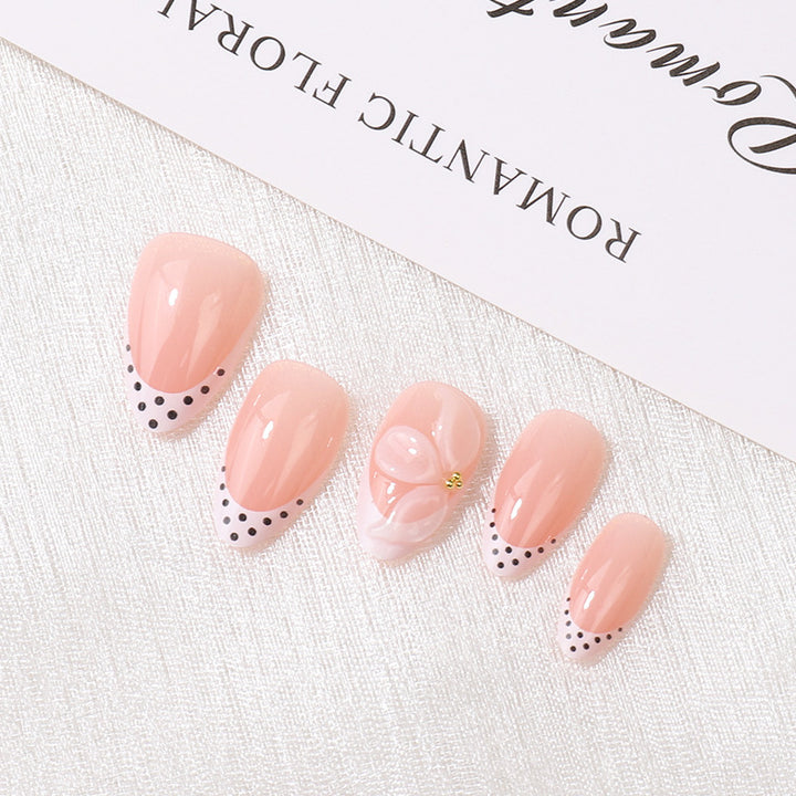 Stylish Press-On Nail Set Bowlift