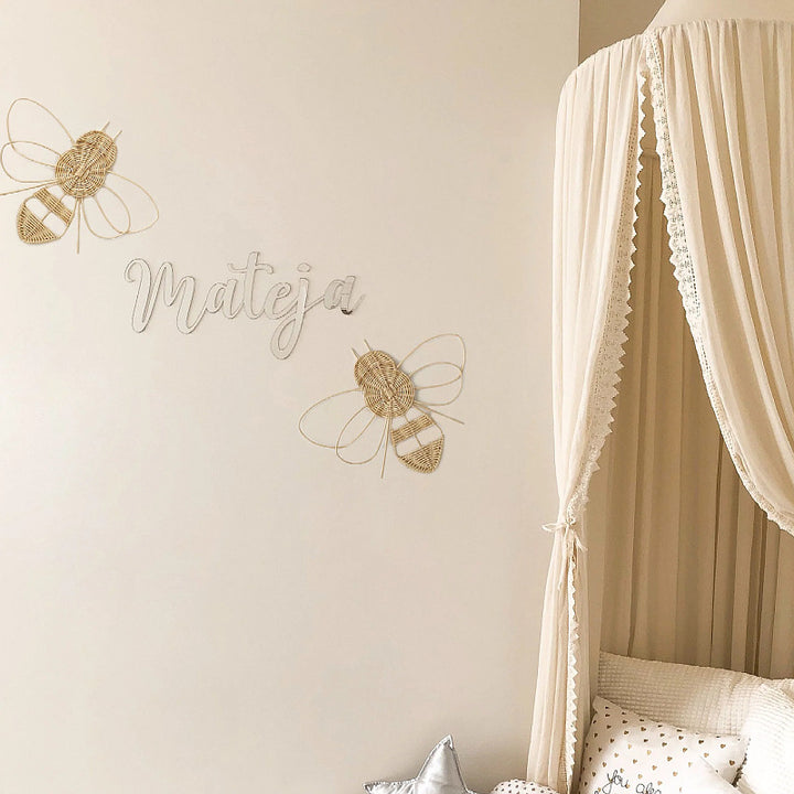 Decorative wall hanging in bee design Bowlift