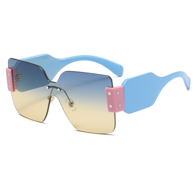 Women's fashionable flat sunglasses with creative design Bowlift