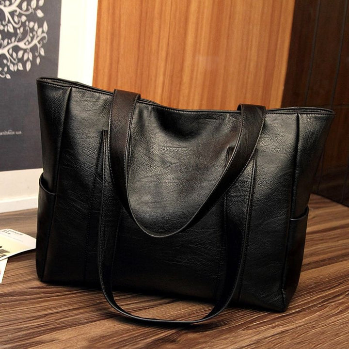 Stylish and Spacious Leather Bag Bowlift