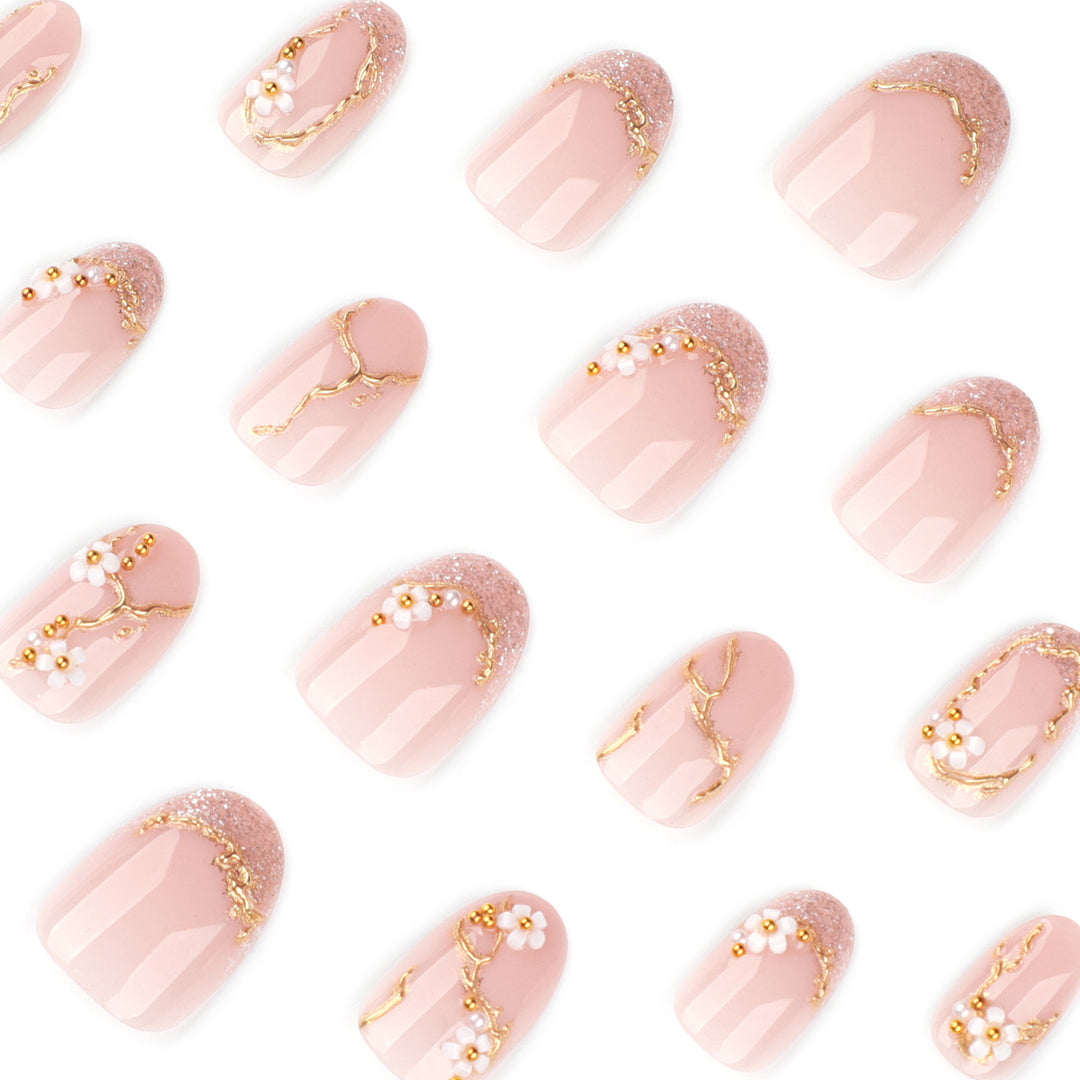 Artful and elegant nail art with floral elements Bowlift