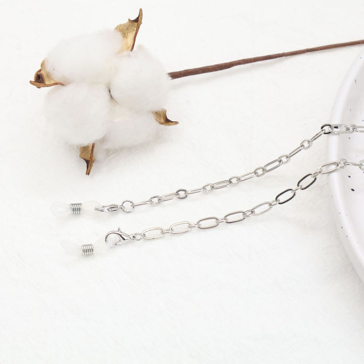 Stylish Metal Eyewear Chain Bowlift