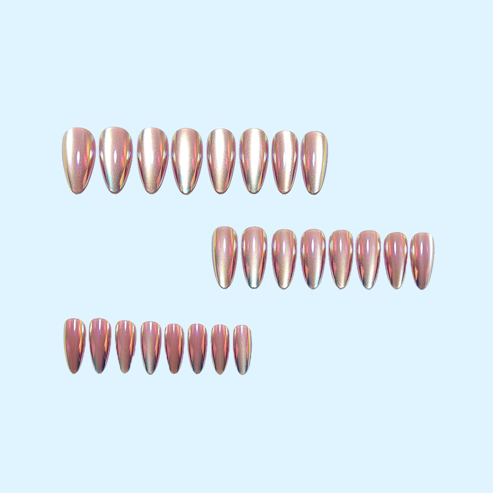 High-gloss artificial nails with elegant gradient Bowlift