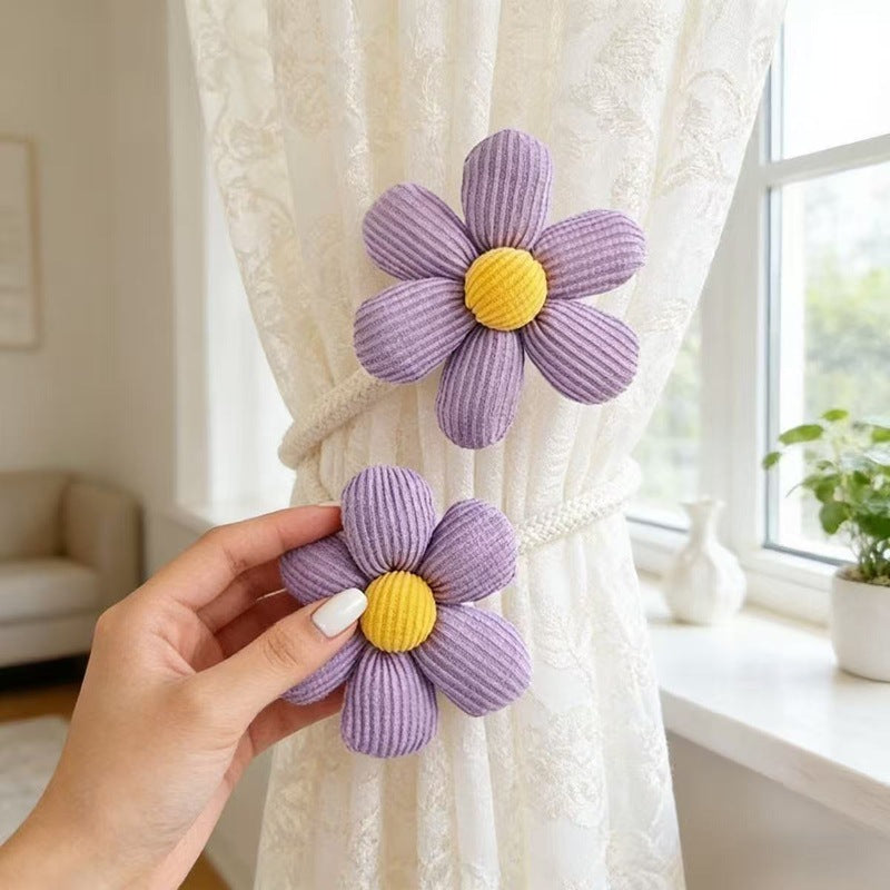 Decorative curtain holder Bowlift