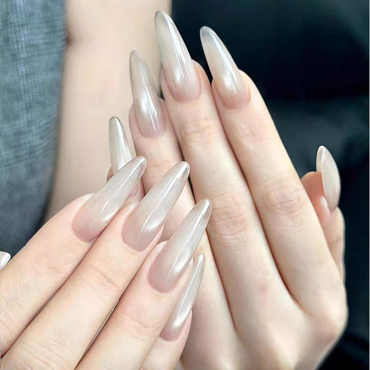 Artificial nail tips with elegant ombre effect Bowlift