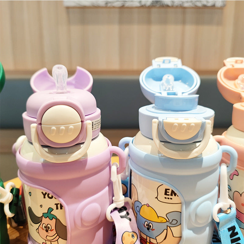 Women’s creative drinking bottle with stable silicone cover Bowlift