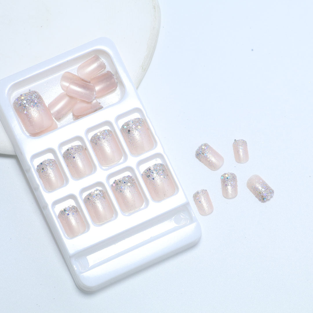 Glittery Press-On Nail Collection Bowlift