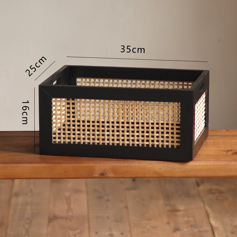 Practical storage basket Bowlift