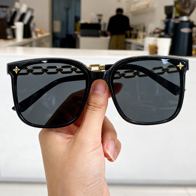 Stylish Oversized Frame Sunglasses Bowlift