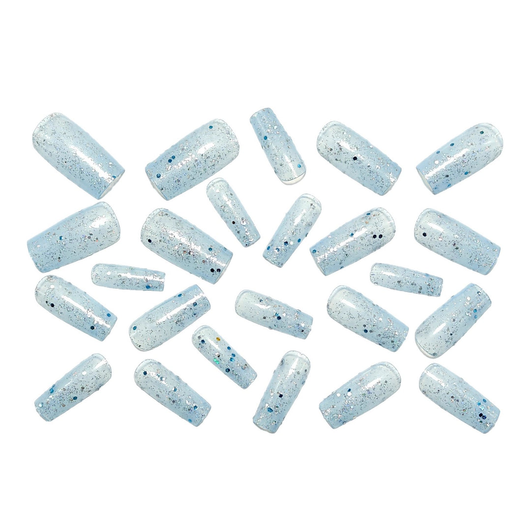 Glamorous artificial nails with exciting glitter effect Bowlift