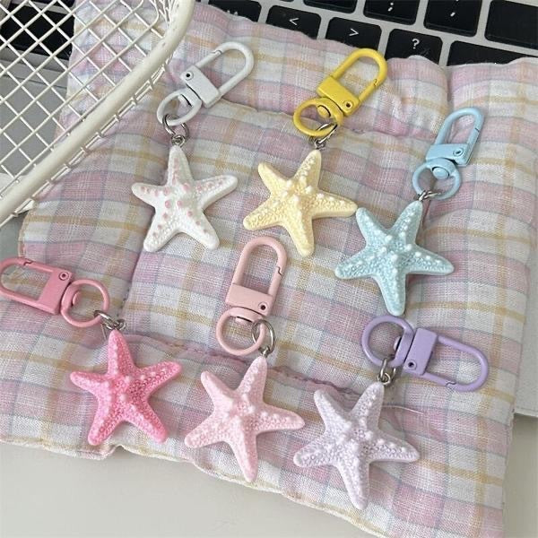 Star Keychain Bowlift