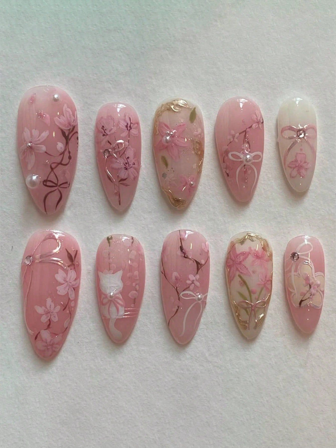 Artistic Press-On Nail Art Set Bowlift