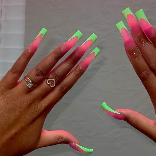 Artistic Ombre Nail Extensions Bowlift