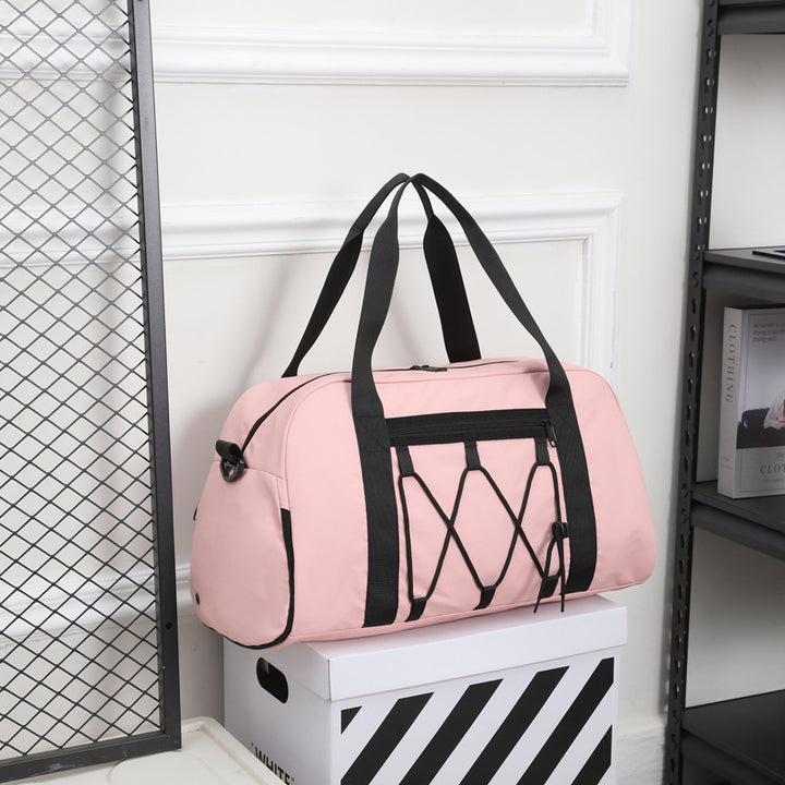 Sporty travel bag with innovative compartment system Bowlift