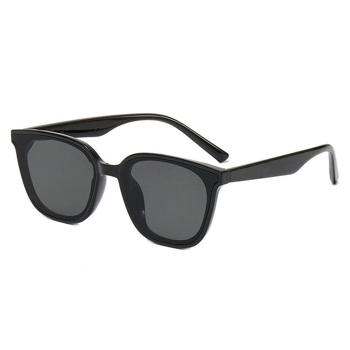 Ladies Cat-Eye Design Sunglasses with protective UV filter Bowlift