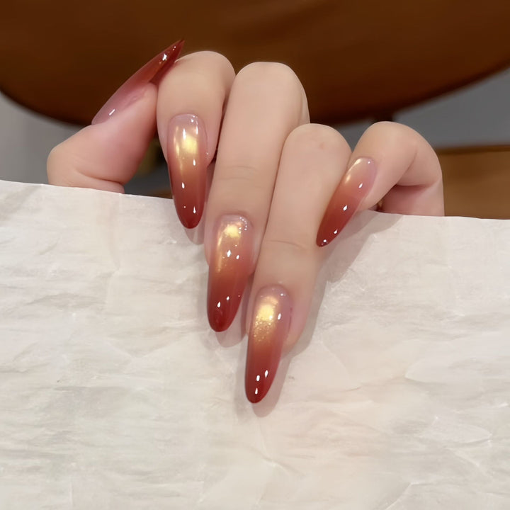 Artificial nails with elegant ombre effect Bowlift