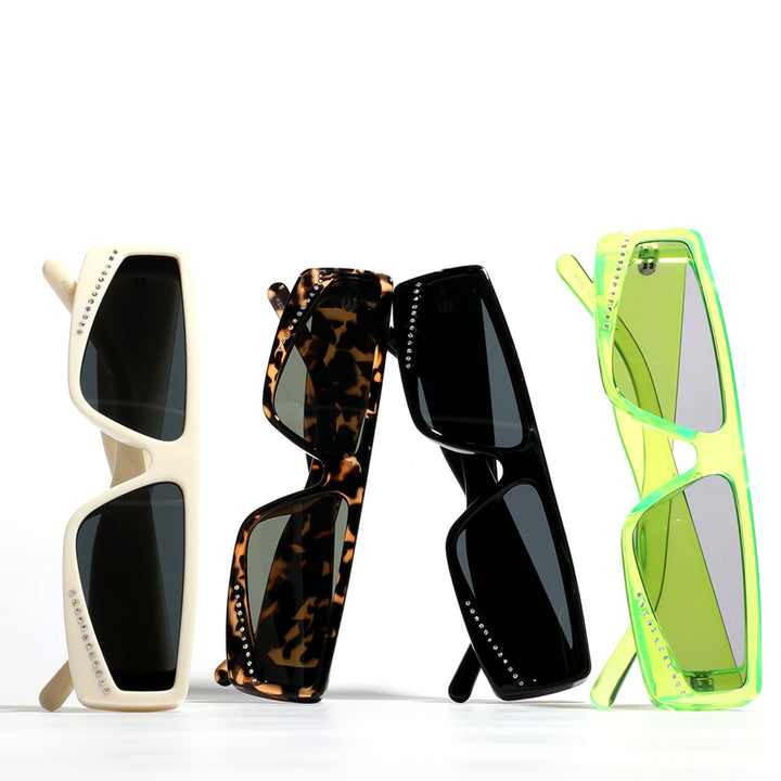 Women's oversized sunglasses with futuristic shape and stylish embellishments Bowlift