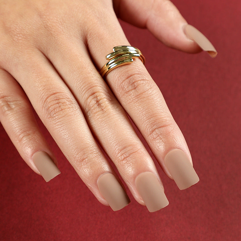 Artificial nails in elegant matte finish Bowlift