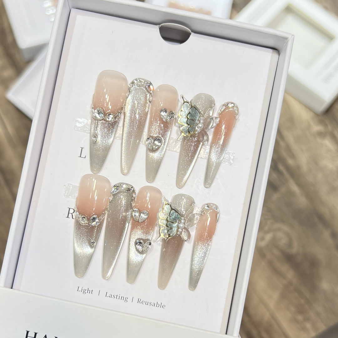 Decorative Stiletto Press-On Nail Art Set with Butterfly Accents Bowlift