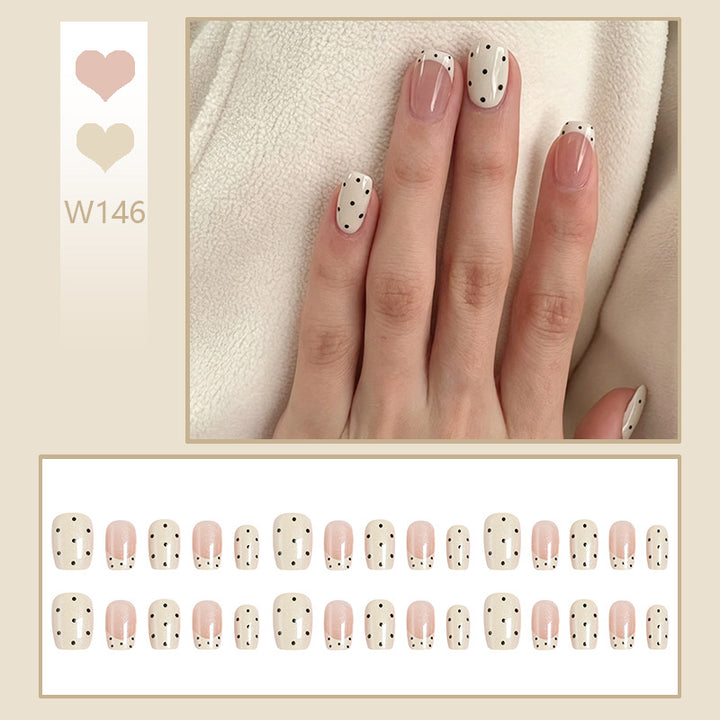Trendy Nail Art Bowlift