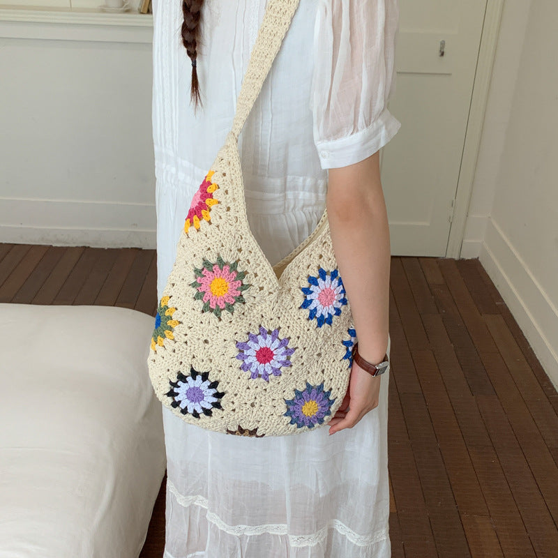 Fashionable Crochet Handbag Bowlift