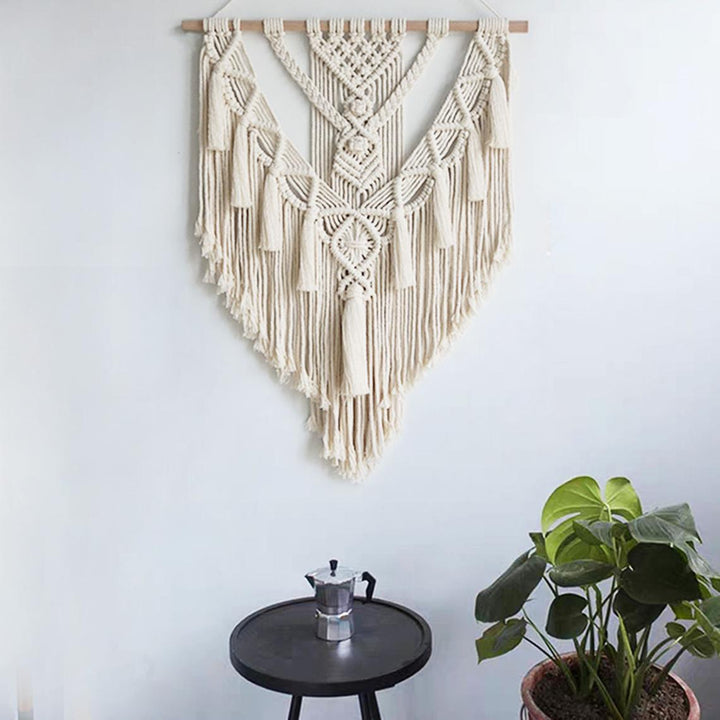 Home accessory wall hanging Bowlift