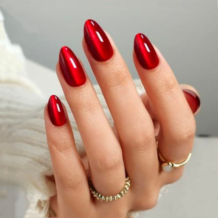 Artificial Glossy Nails Bowlift