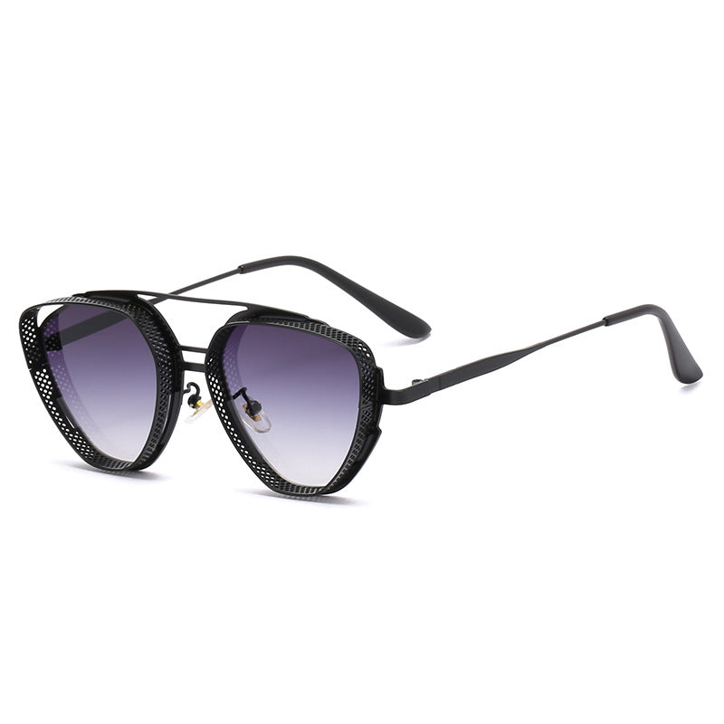 Ladies extravagant sunglasses in modern polygon design Bowlift