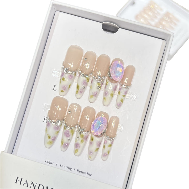 Decorative Floral Stiletto Press-On Nail Set Bowlift